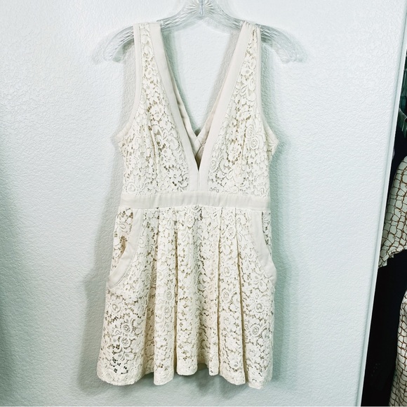 Free People Lovely in Lace off White Lace Mini Dress - Medium - Picture 4 of 9